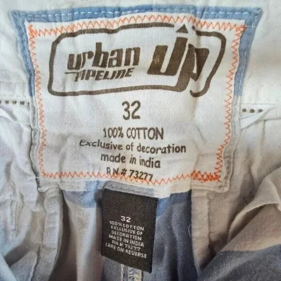 Urban Pipeline Blue/White/Grey Plaid Cargo Shorts (Size 32) - Picture 3 of 3